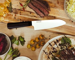 Kyocera chowa santoku kokkiveitsi | keraaminen | ABS kahva | ter&auml;n pituus 16 cm