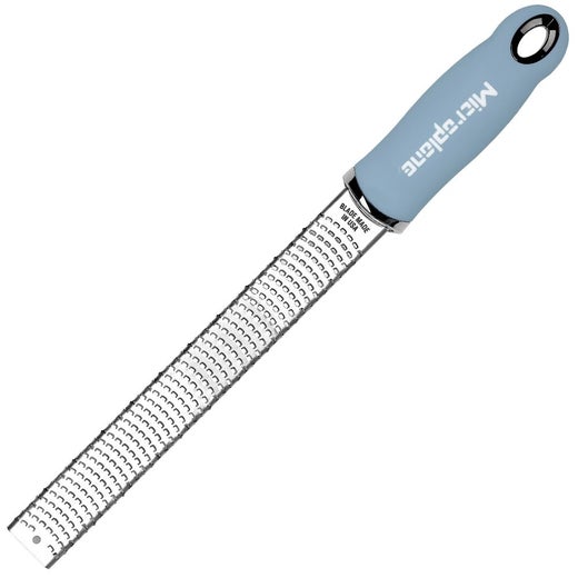 Microplane raastin | mikroter&auml; | soft touch kahva | hieno | pituus 32 cm | vaaleansininen