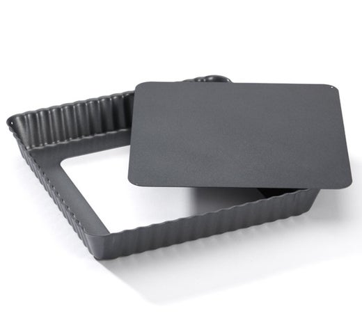 De Buyer piirakkavuoka irtopohjalla | pinnoitettu ter&auml;s | korkeus 2,7 cm | 18x18 cm